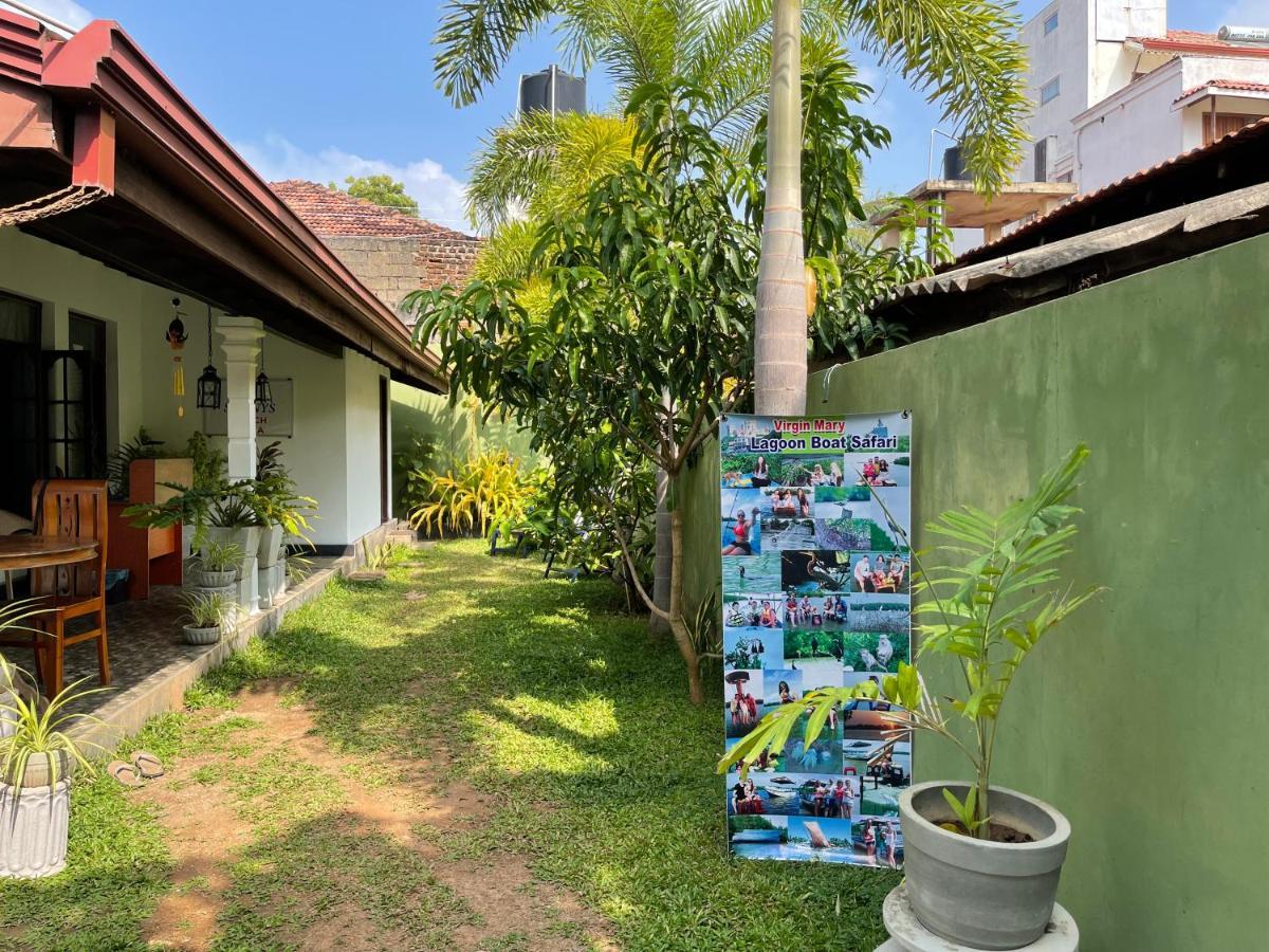 Shenys Beach Villa Negombo Exterior foto